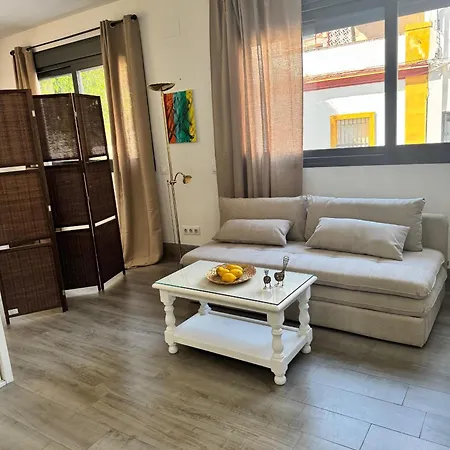 Appartamento Teatinos 30 *